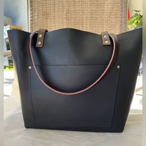 Portland Leather Goods Large Tote in Black with Grizzly Handles (Unicorn)